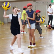 揥水小に豪州の子
