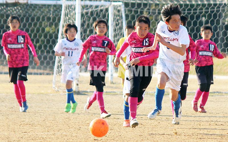 少年サッカーJA杯プレー