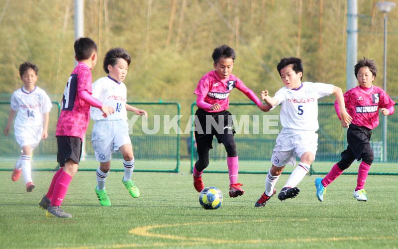 190408育松会サッカープレー