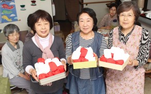 190514紅白玉を高齢者サロン作る