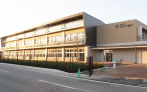 191211完成間近の明和中新校舎