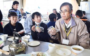200207明星小でライスパーティー