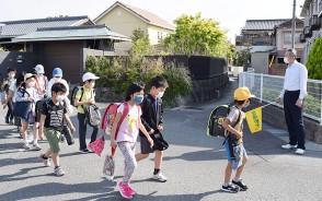 200518小中学校で授業再開