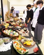 201008相可高文化祭で料理披露