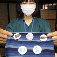 220623旧長谷川家で缶バッジ