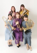「フル ブラス ファイブ」の5人